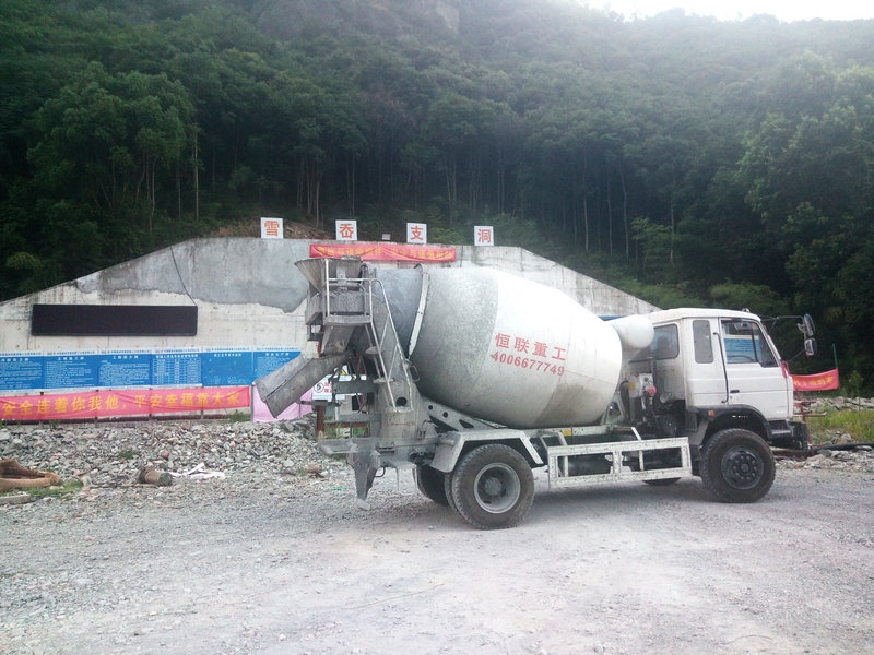 葛洲壩集團(tuán)二公司寧波水庫群項(xiàng)目部雪岙支洞